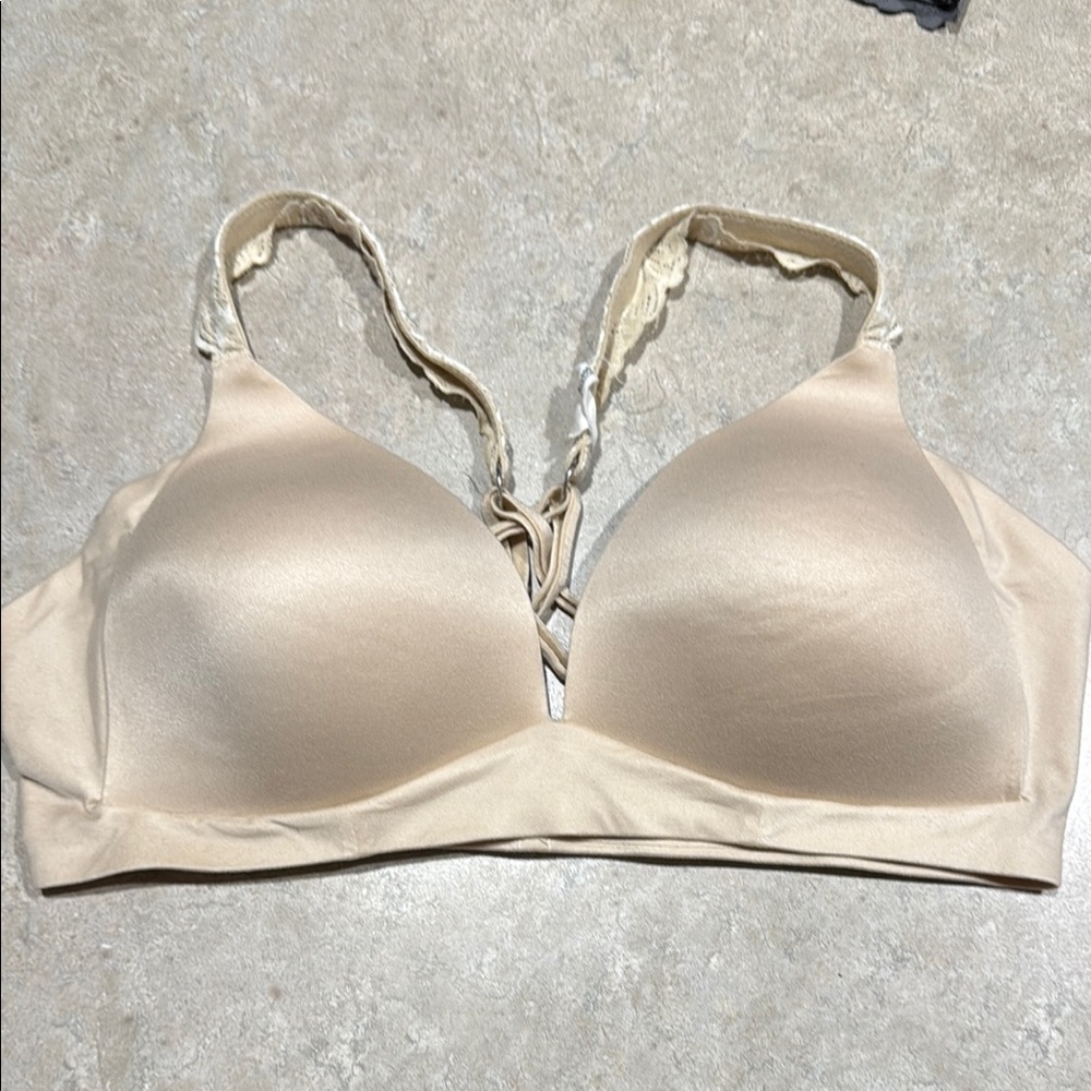Aerie Seamless Cream Bra size 36C